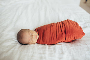 Set Swaddle/Sábana multiusos- RUST